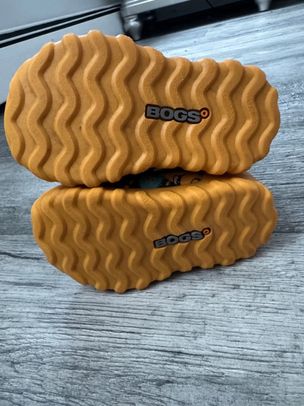 Bogs Kids Yellow & Black Monster-Print Waterproof Winter Boot - Picture 6 of 8